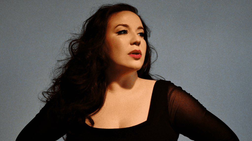 Ashley Myles Artist Photo
