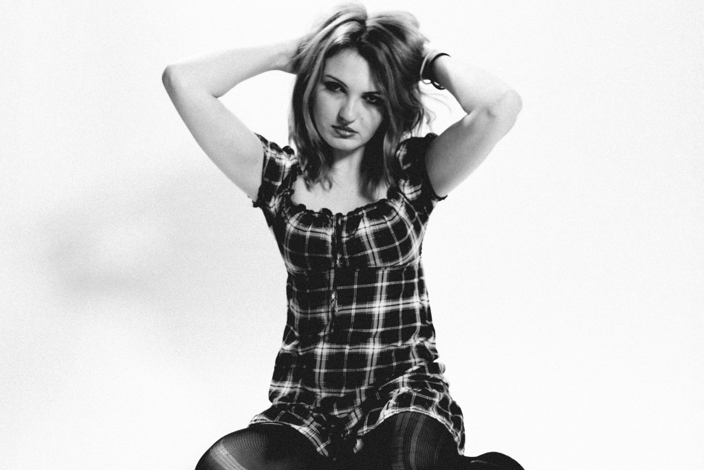 Bee Blackwell - Artist Photo By L.A. Lockhardt