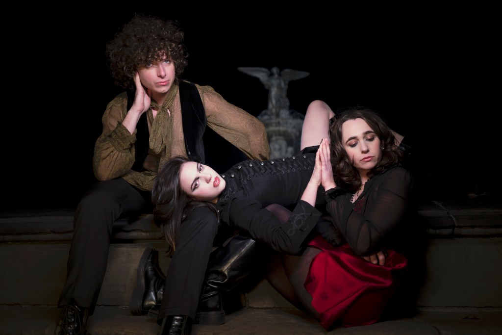 Sunflower Bean - band photo by Lulu Syracuse