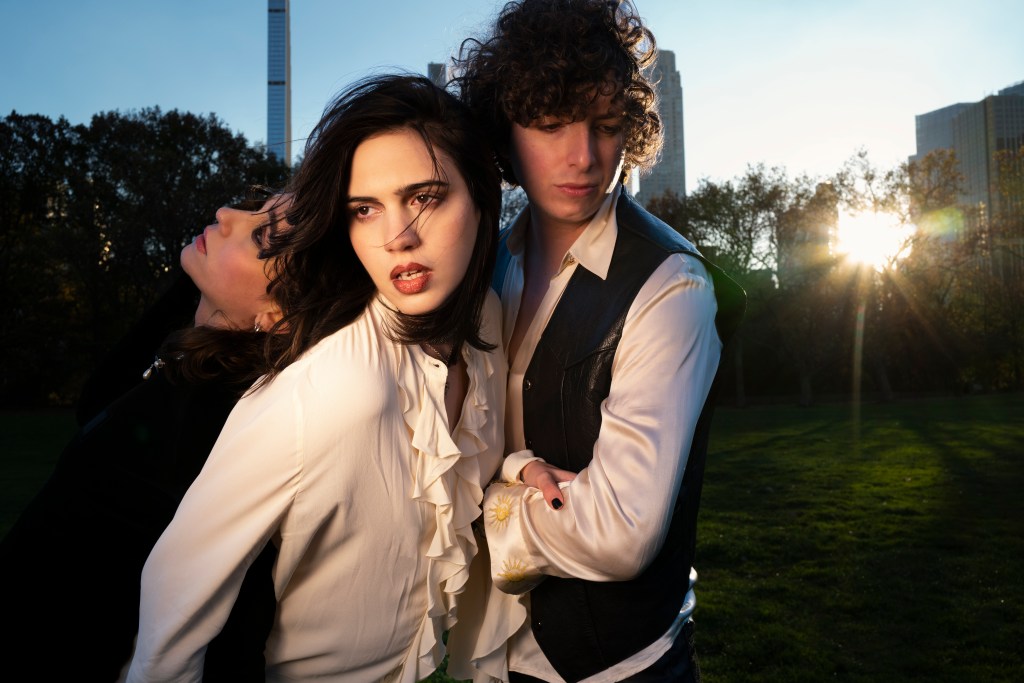 Sunflower Bean - band photo by Lulu Syracuse