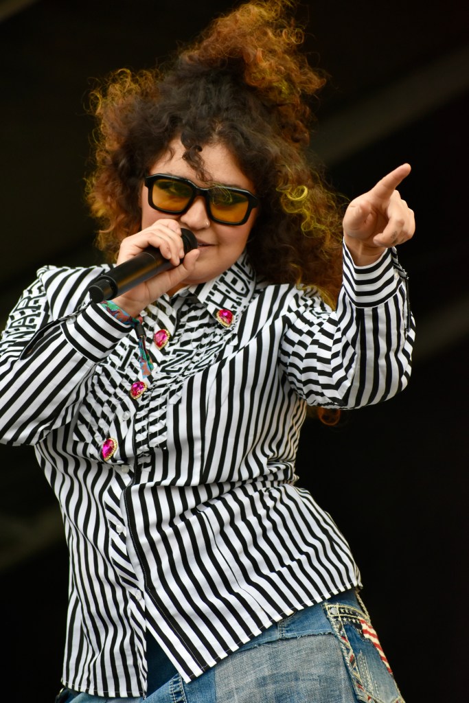 Remi Wolfe performing at the 2025 Hinterland Music Festival in Saint Charles Iowa