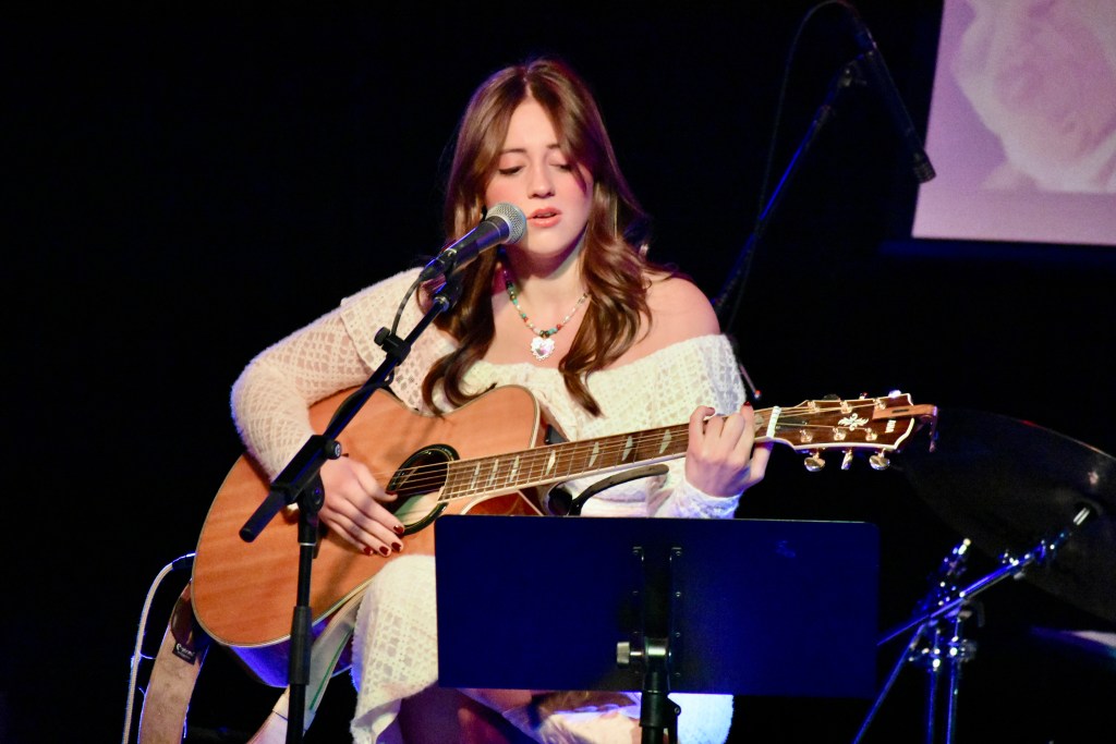 Ava Nat performing in Nashville Tennessee