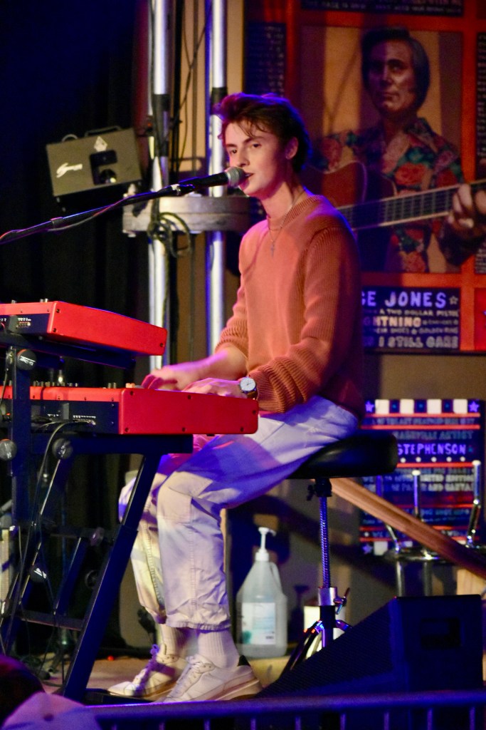 Colton Stone Singing & Playing Keys In Nashville