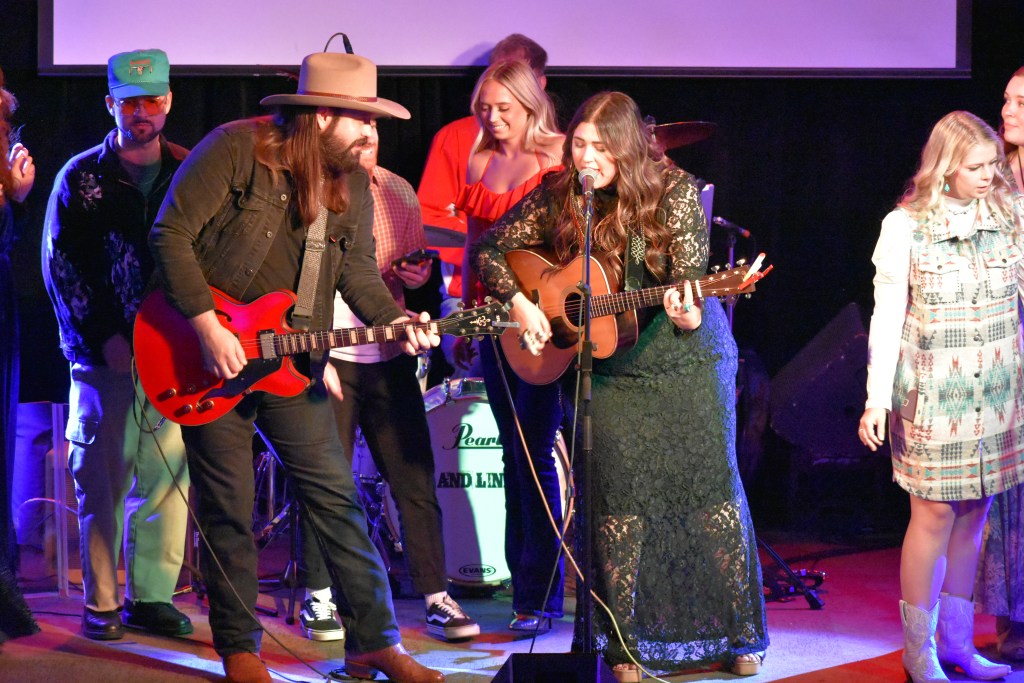 Aaron Nichols and Mindy Miller performing together in Nashville Tennessee