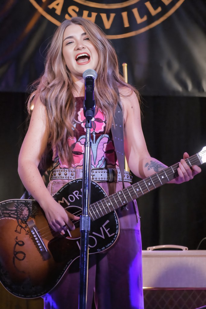 Tenille Townes singing and playing guitar in concert at 3rd and Lindsley in Nashville Tennessee