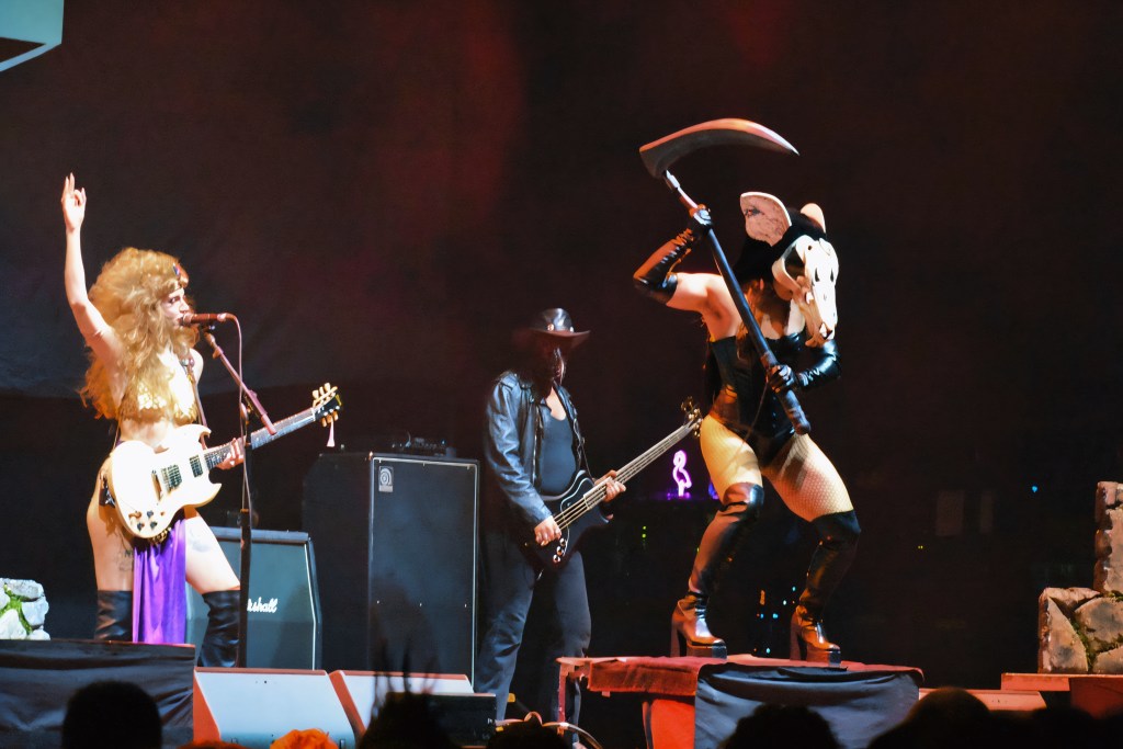 The Rat Queen of Castle Rat performing with the Reaper at The Pinnacle in Nashville Tennessee