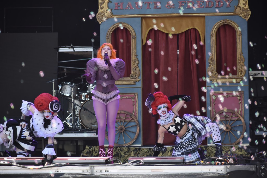 Haute and Freddie performing at Hinterland Music Festival 2026