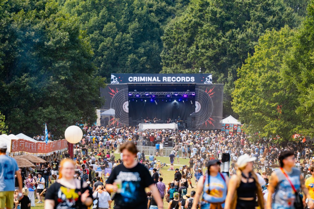 Shaky Knees Crowd by Taylor Regulski for Shaky Knees 2026