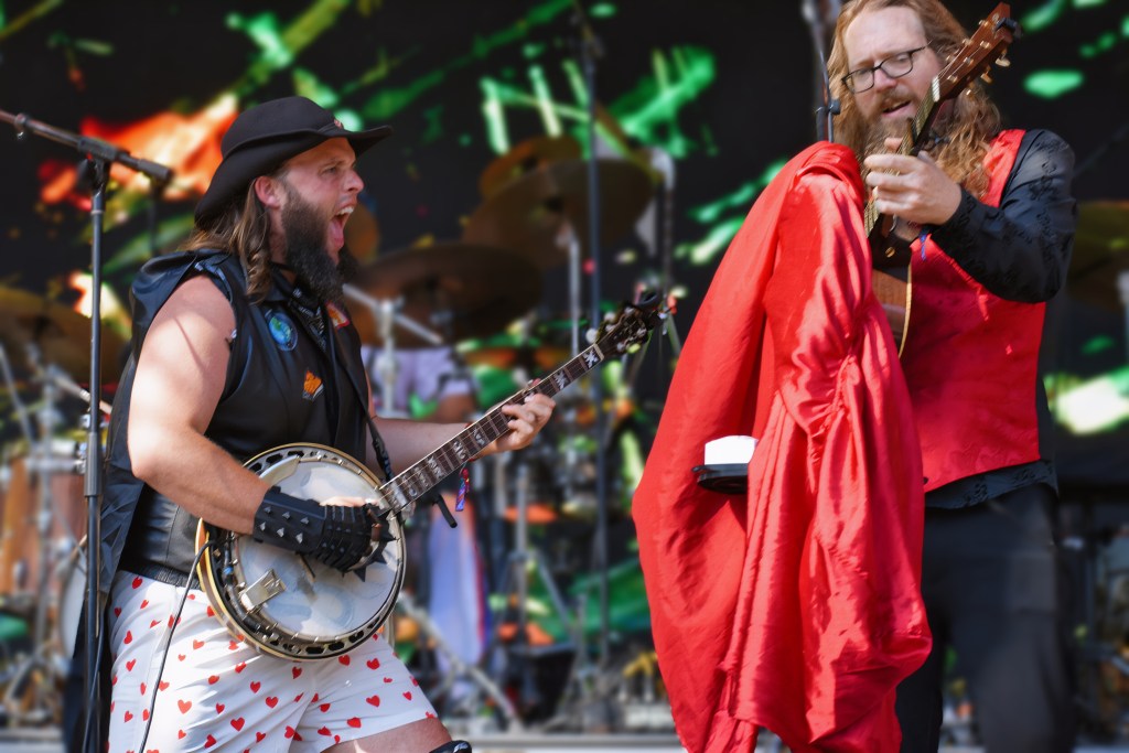 Tire Fire performing at Hulaween 2026
